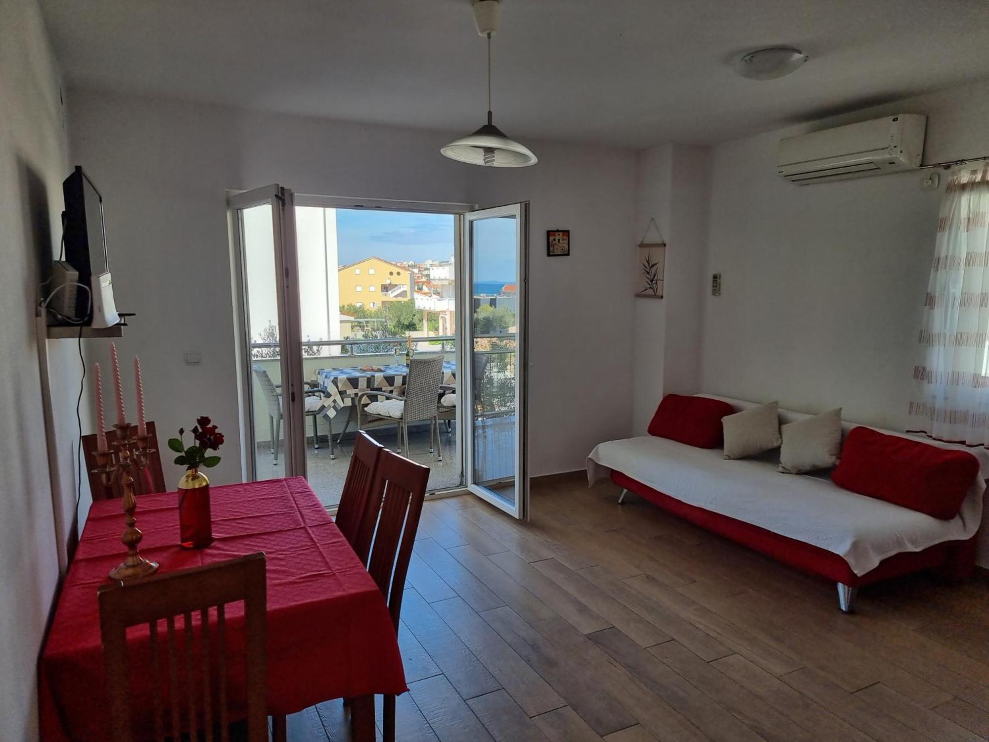 נובליה The Golden Grotto Apartments מראה חיצוני תמונה