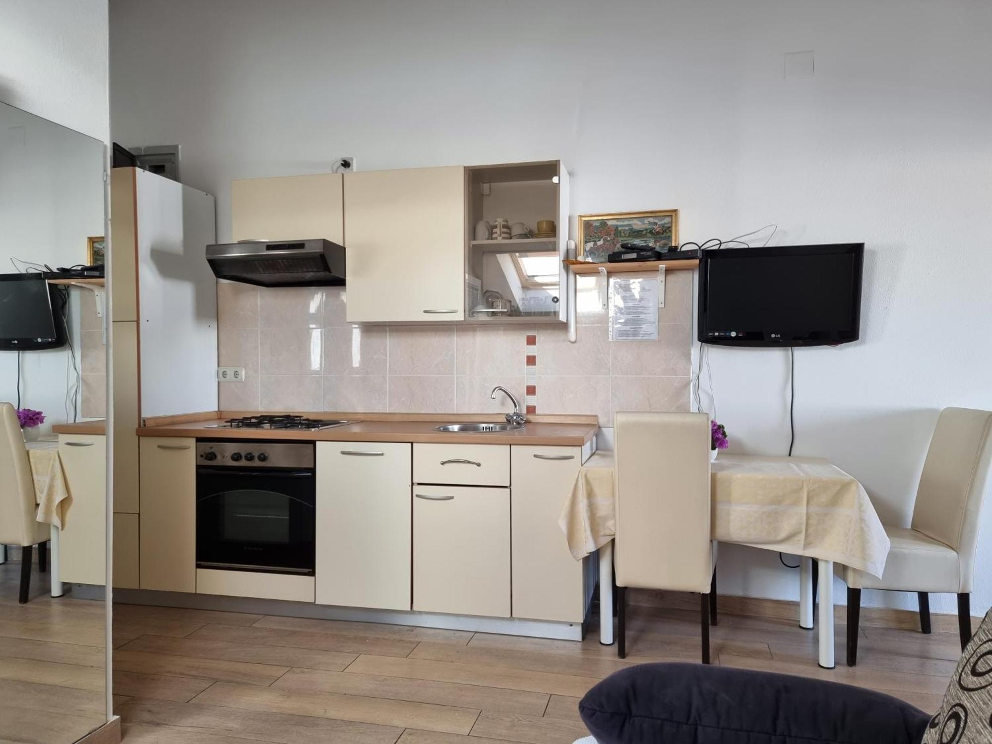נובליה The Golden Grotto Apartments חדר תמונה