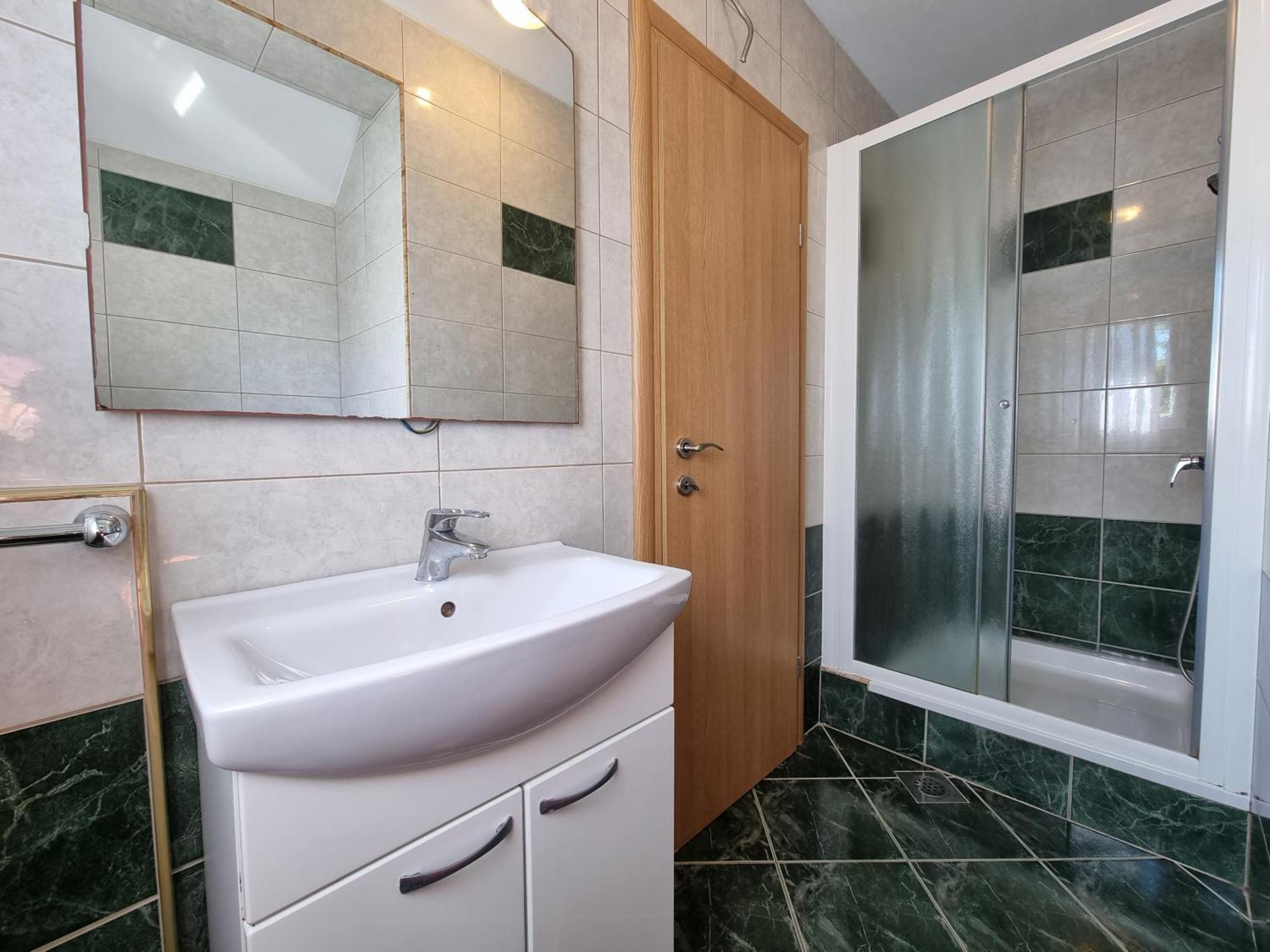 נובליה The Golden Grotto Apartments חדר תמונה